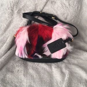 UGG AUSTRALIA JANEY PATCHWORK CROSSBODY W/ TAGS